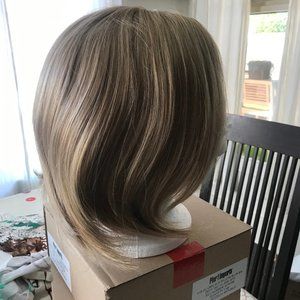 Wig - Ash Blond Short Bob